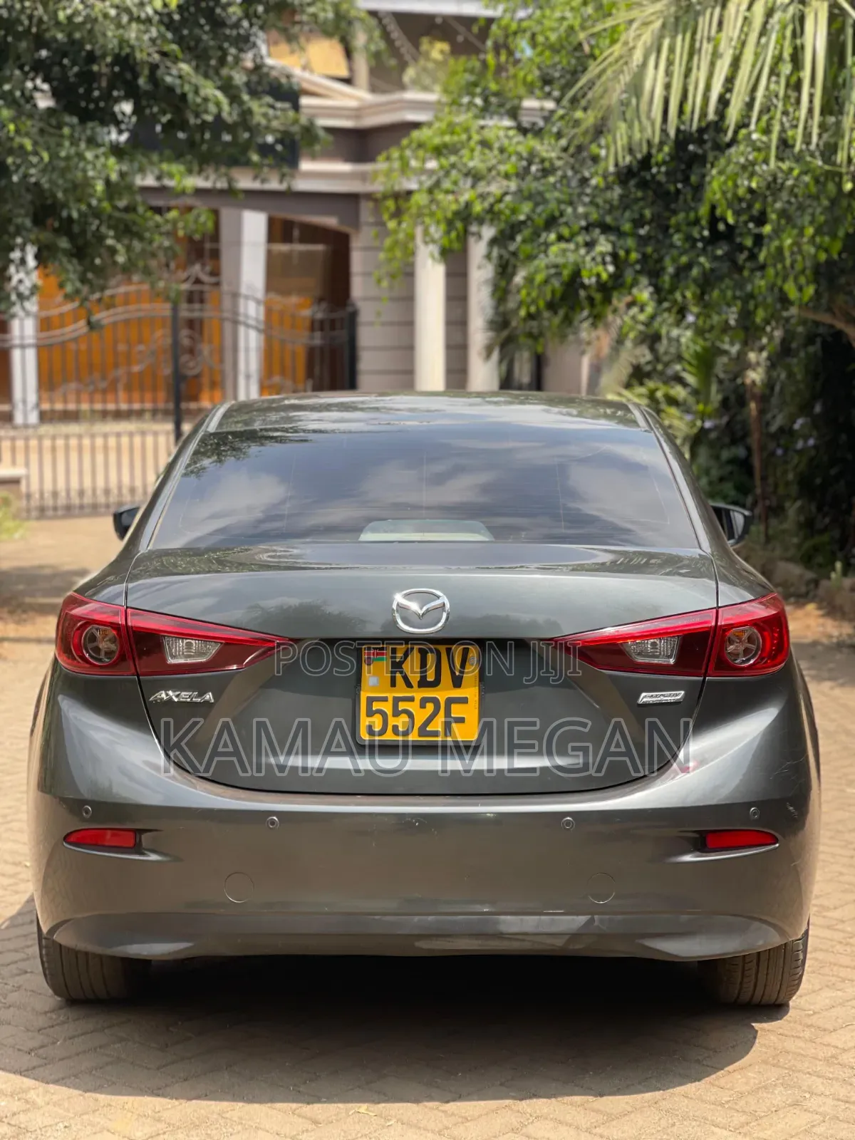 Mazda Axela 2018 Gray