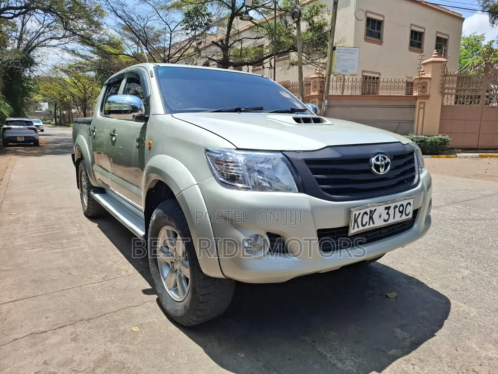 Toyota Hilux 2009 Silver