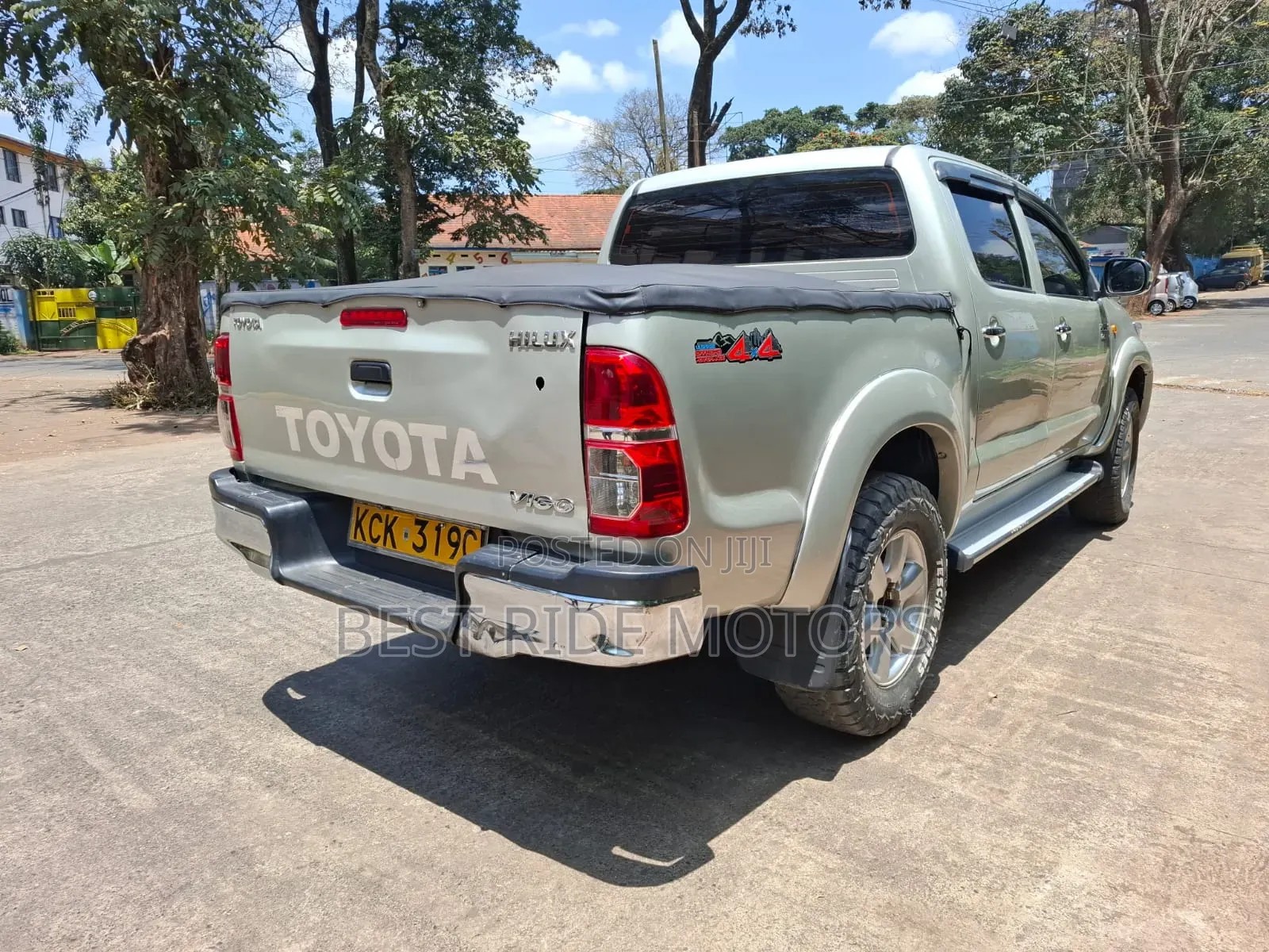 Toyota Hilux 2009 Silver