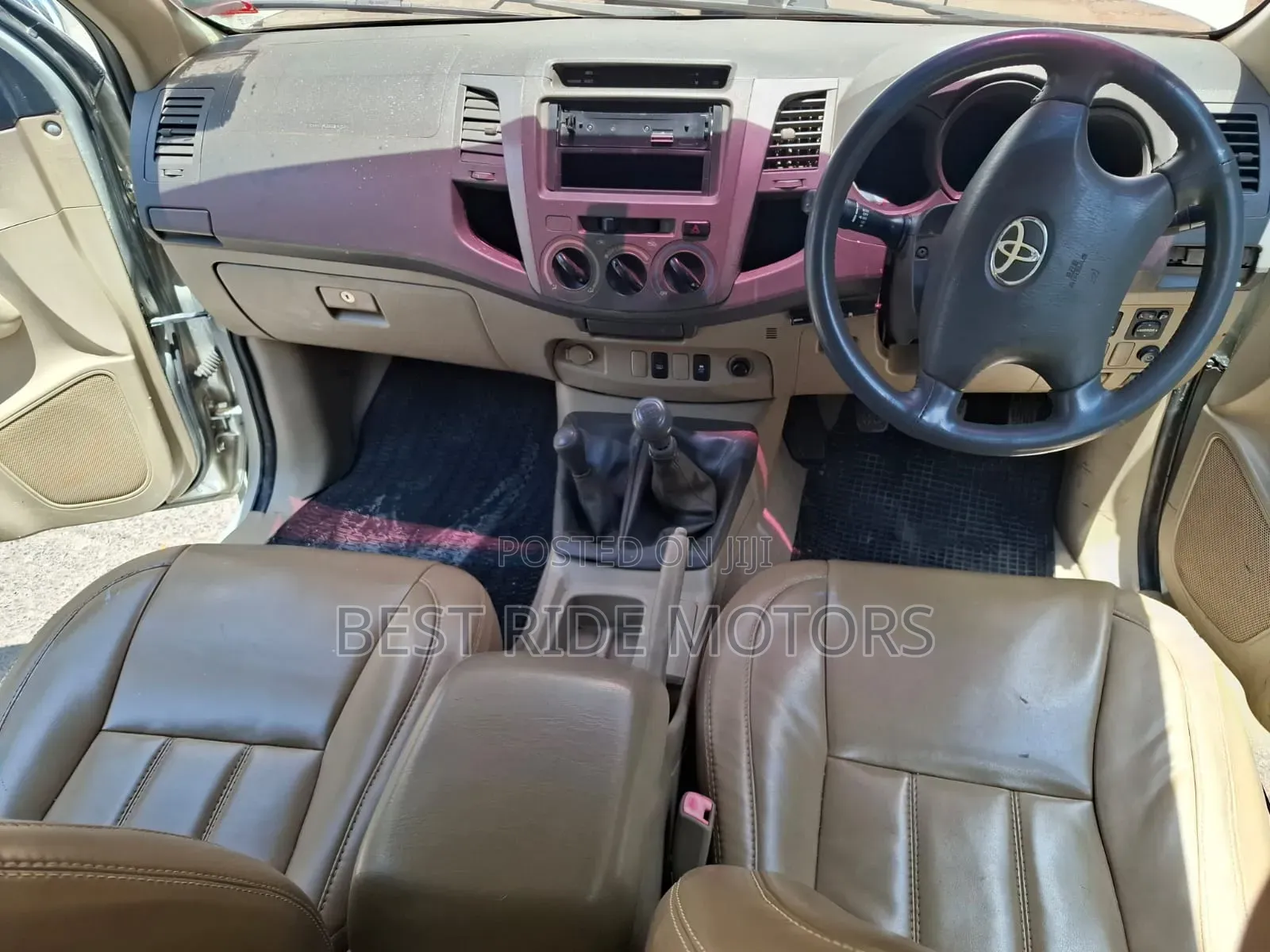 Toyota Hilux 2009 Silver