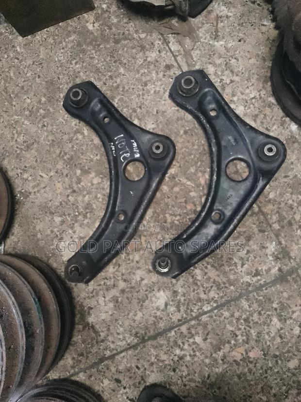 Ex Japan Controller Arm for Nisan Note New Model