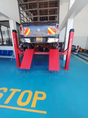 Vehicle Maintenance and Industrial Use 4post Carlift Machine Sunshine