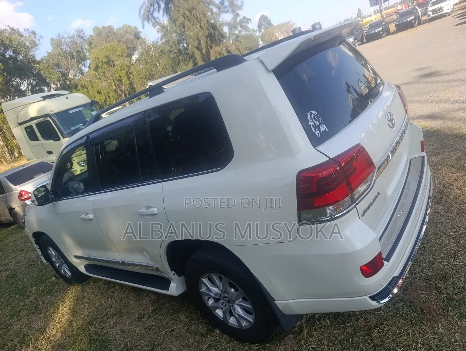 Toyota Land Cruiser 2019 White