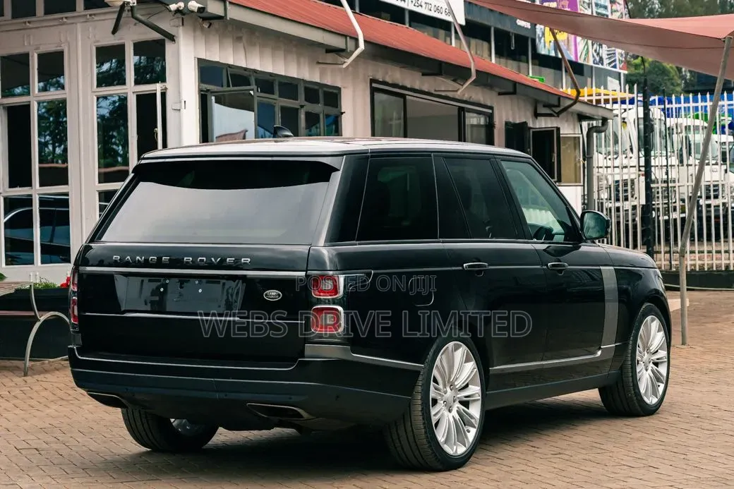 Land Rover Range Rover Vogue 2019 Black