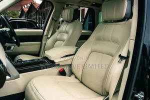 Land Rover Range Rover Vogue 2019 Black