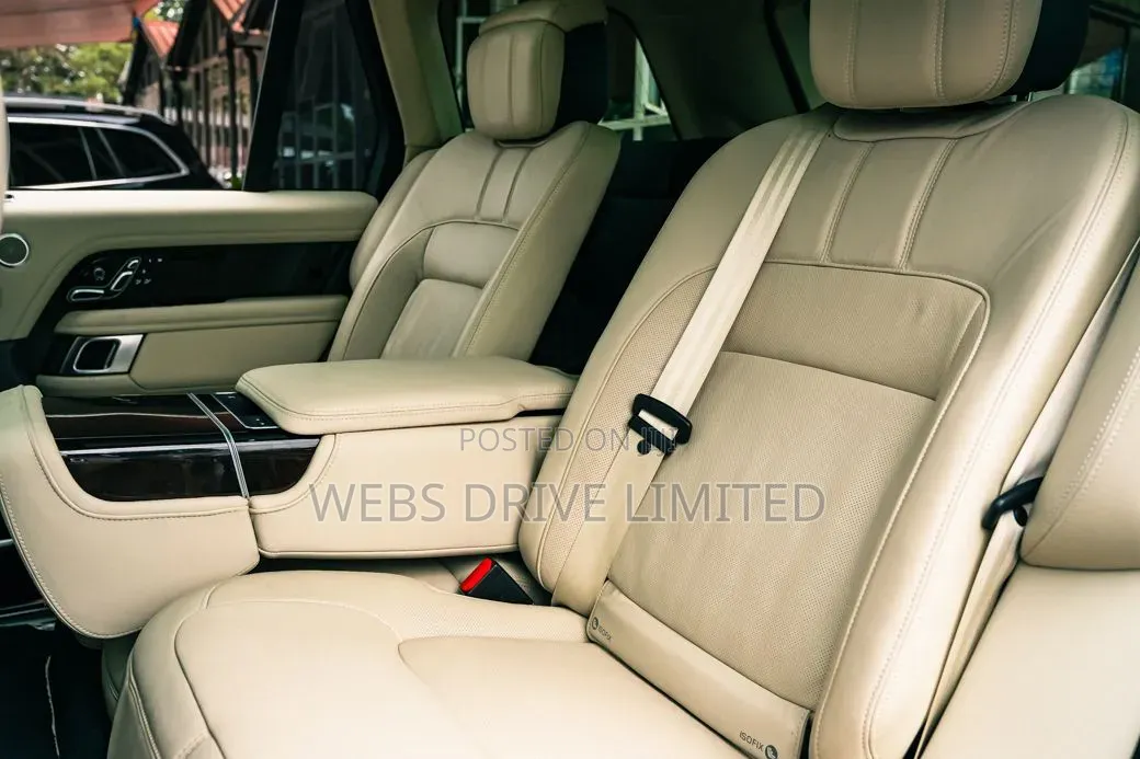 Land Rover Range Rover Vogue 2019 Black