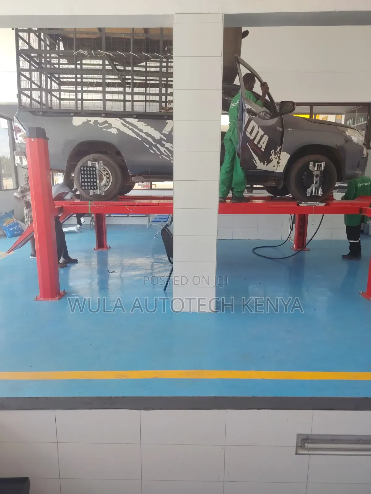 Suitable for Garages and Industrial Use 4post Carlift Machine Sunshine
