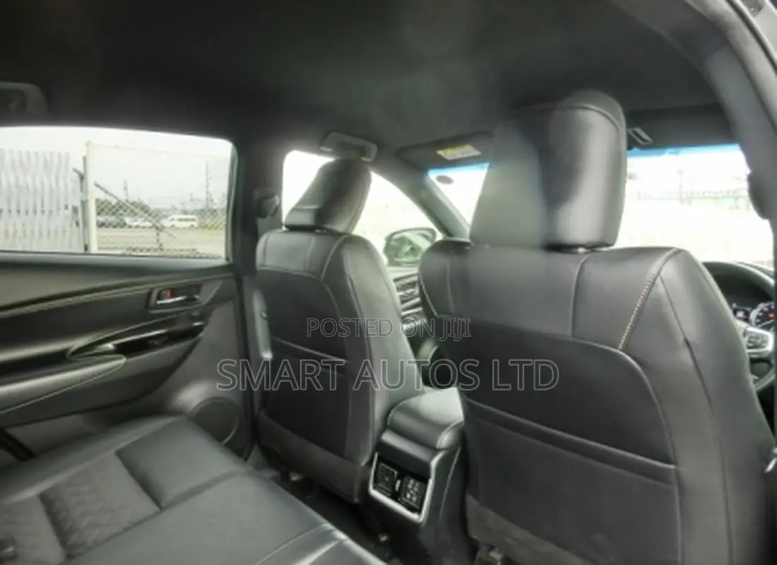 Toyota Harrier 2018 Matt Black