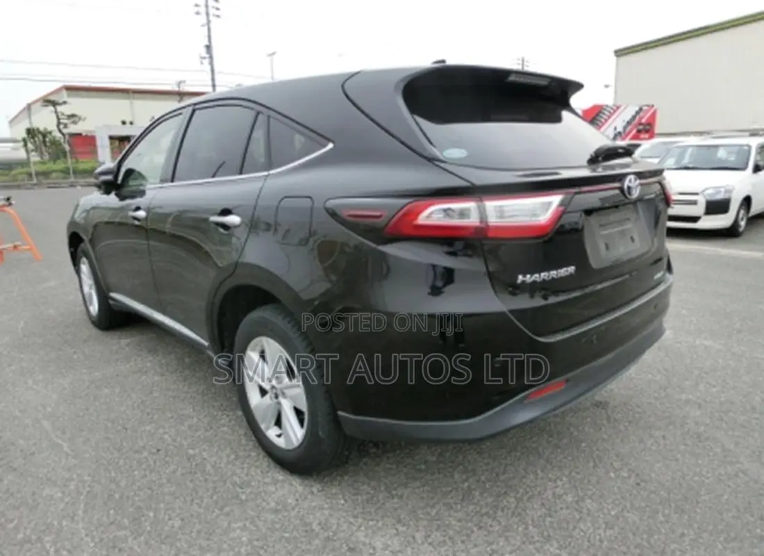 Toyota Harrier 2018 Matt Black