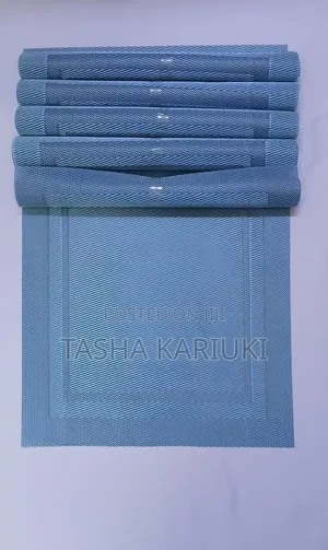 6pcs PVC Table Mats + 1 Table Runner Set