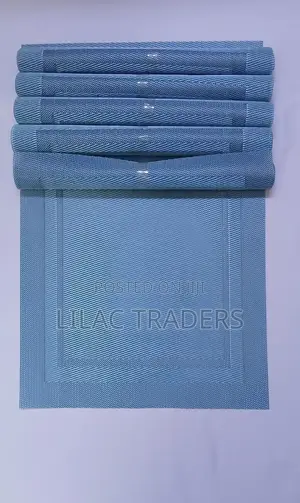 6pcs PVC Table Mats + 1 Table Runner Set