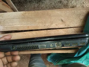 Laptop HP Compaq 610 4GB Intel Core 2 Duo HDD 128GB