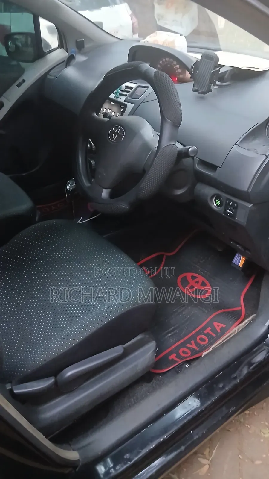 Toyota Vitz 2007 Black