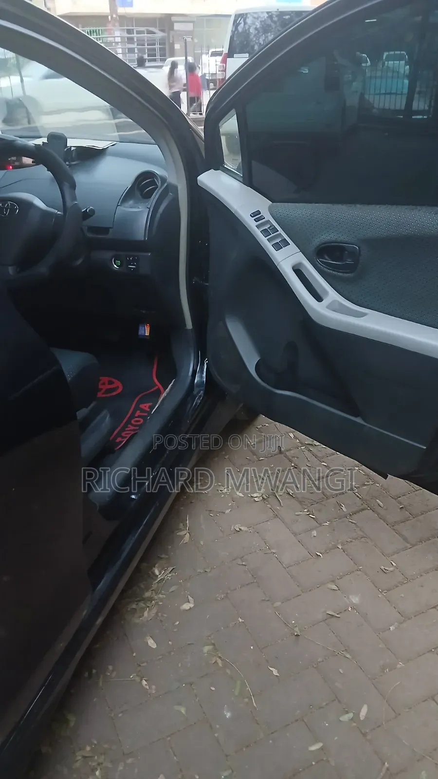 Toyota Vitz 2007 Black