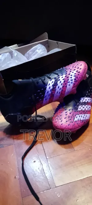 Adidas Predator Freak.1 FG, Demonskin 2.0 SIZE 8/Size 41