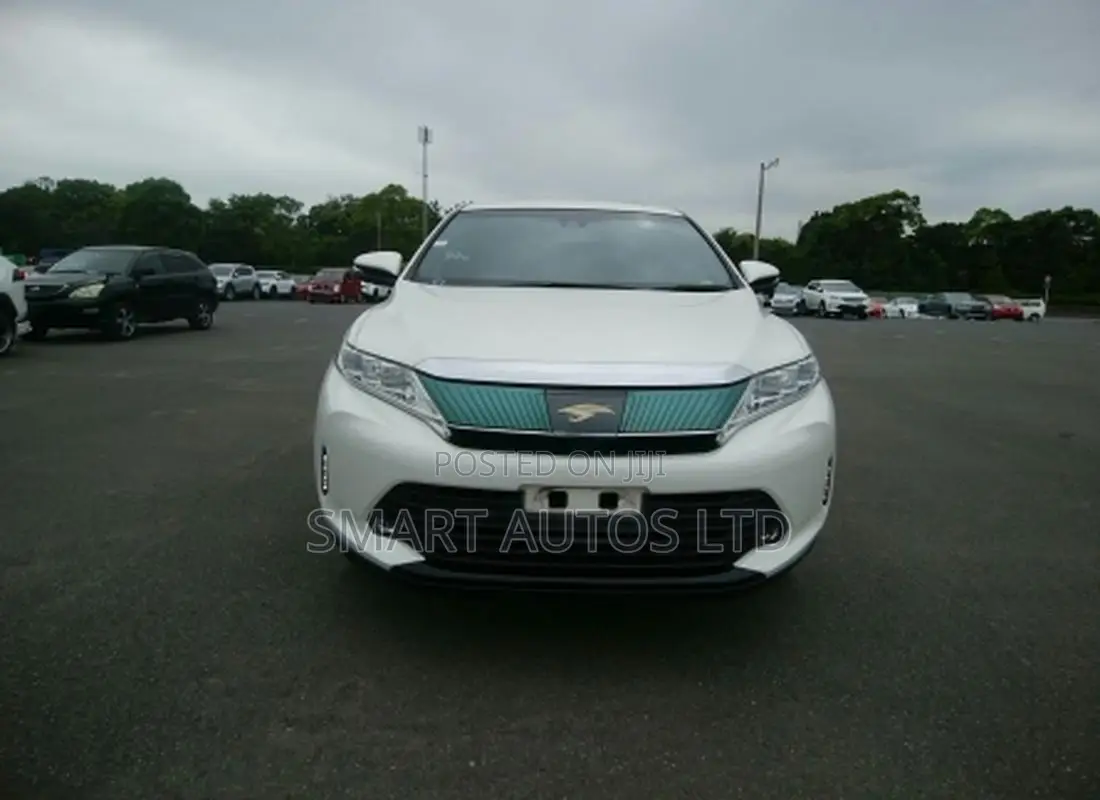 Toyota Harrier 2.0 2018 Pearl
