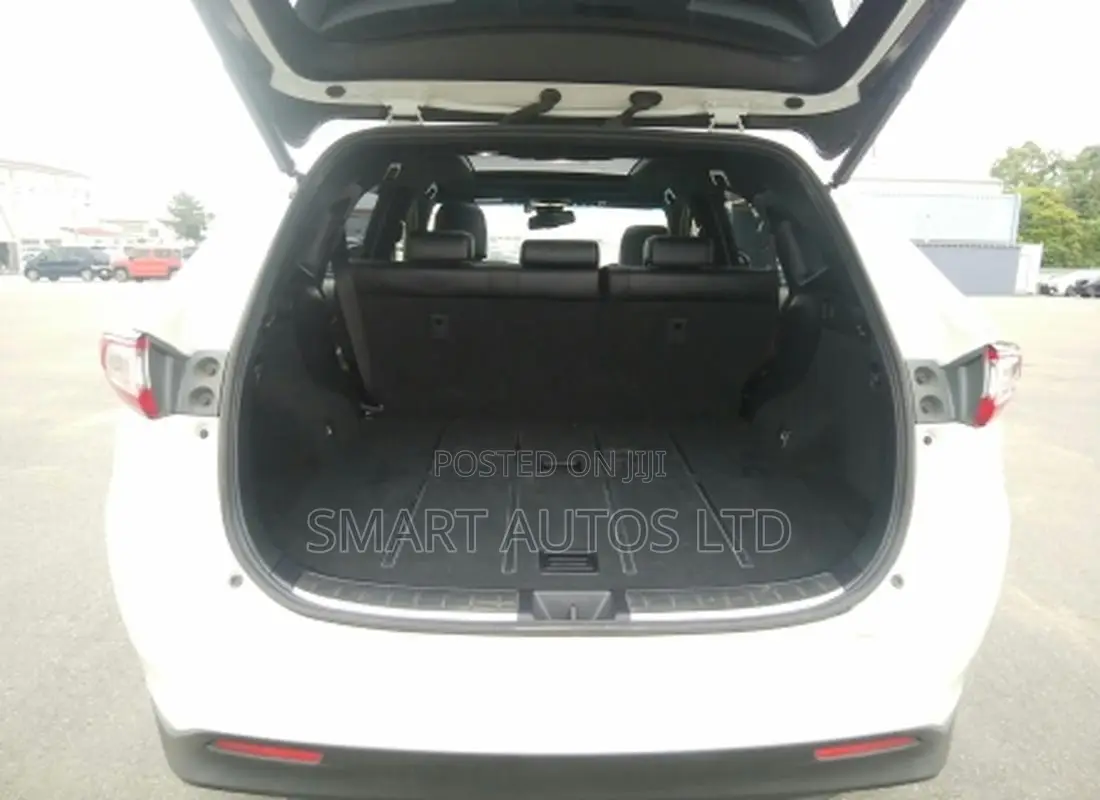Toyota Harrier 2.0 2018 Pearl
