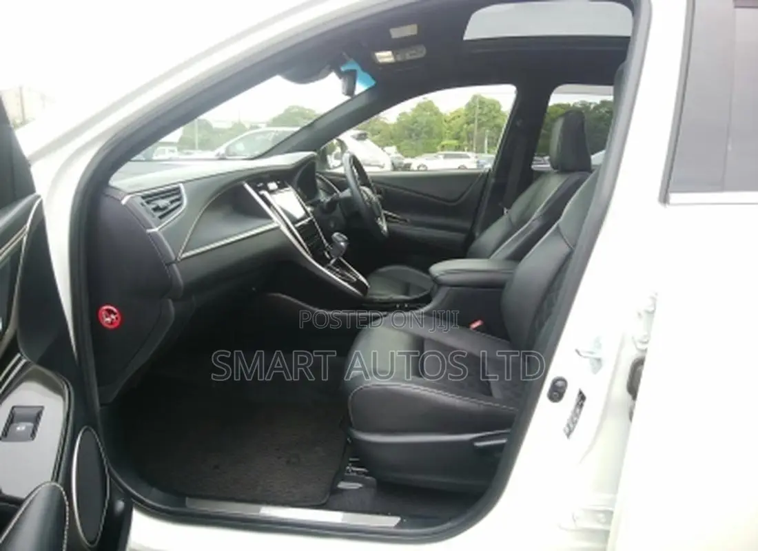 Toyota Harrier 2.0 2018 Pearl