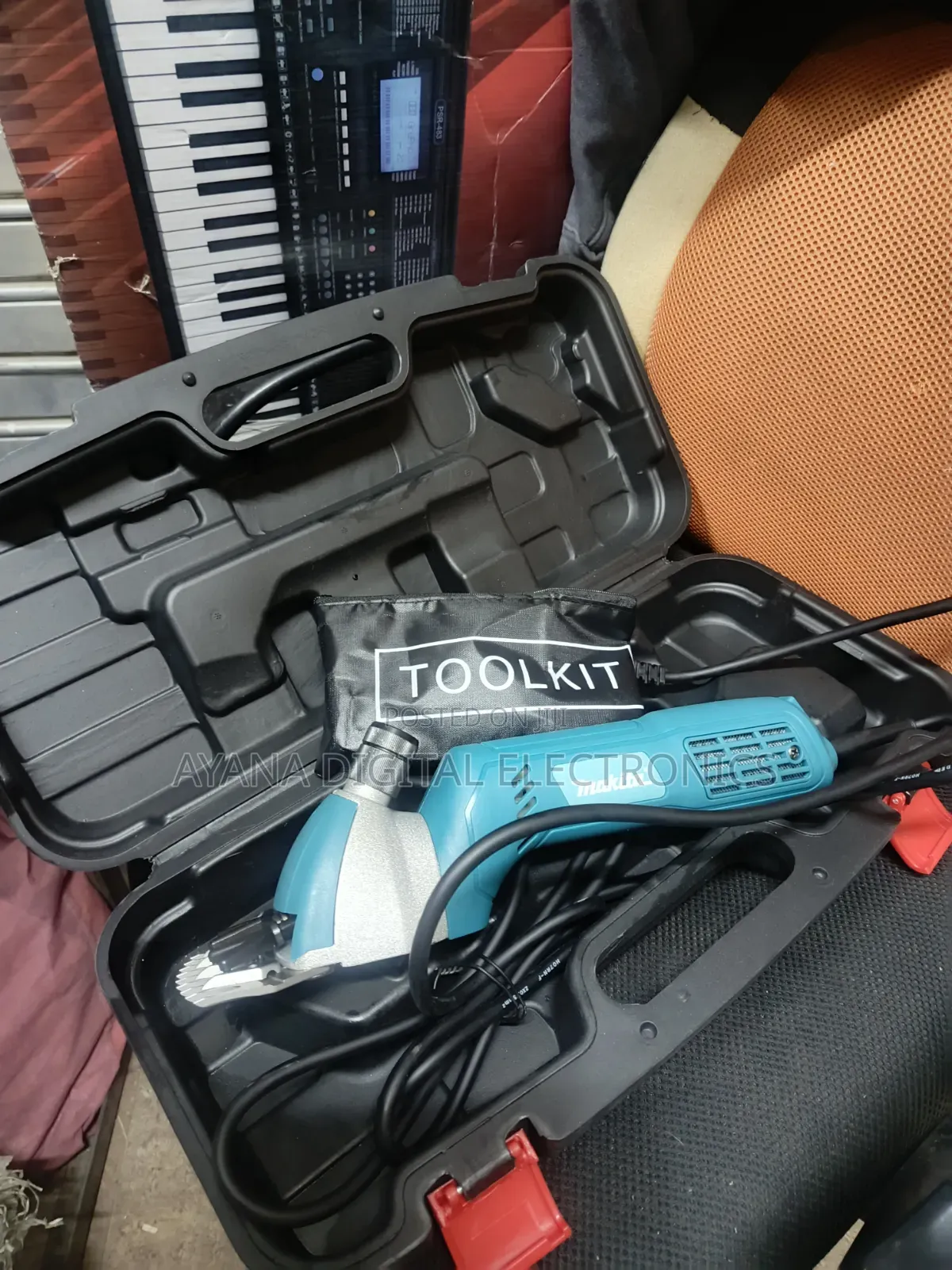 Makita Electric Wool Shear/ Electric Wool Clipper