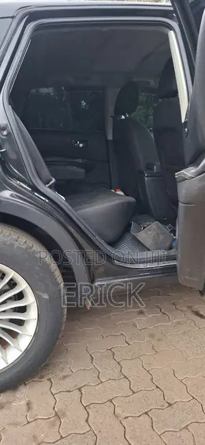Nissan Dualis 2010 Black