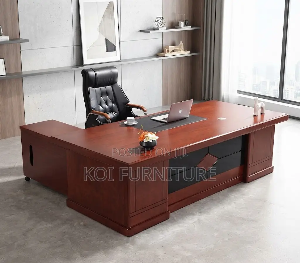 Office Desk; 1.6 Meters Executive Modern Desinee Office Desk