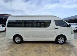 Toyota HiAce 2019