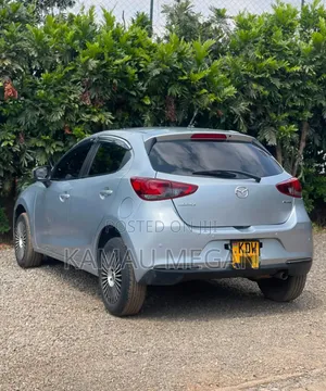 Mazda 2 2020 Silver