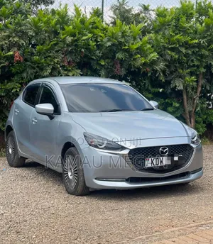 Mazda 2 2020 Silver