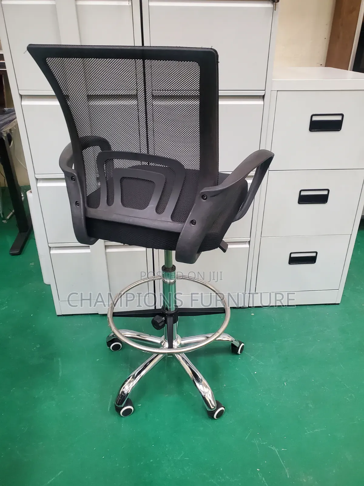 AeroTower Cashier/Counter Mesh Chair