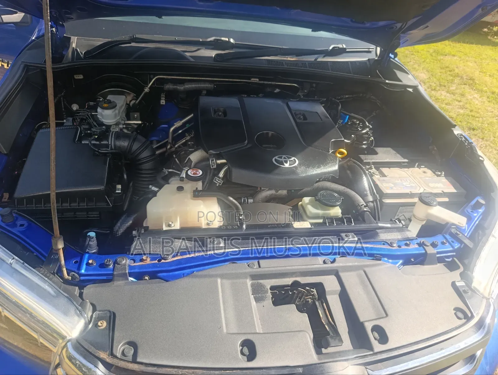 Toyota Hilux 2018 Blue
