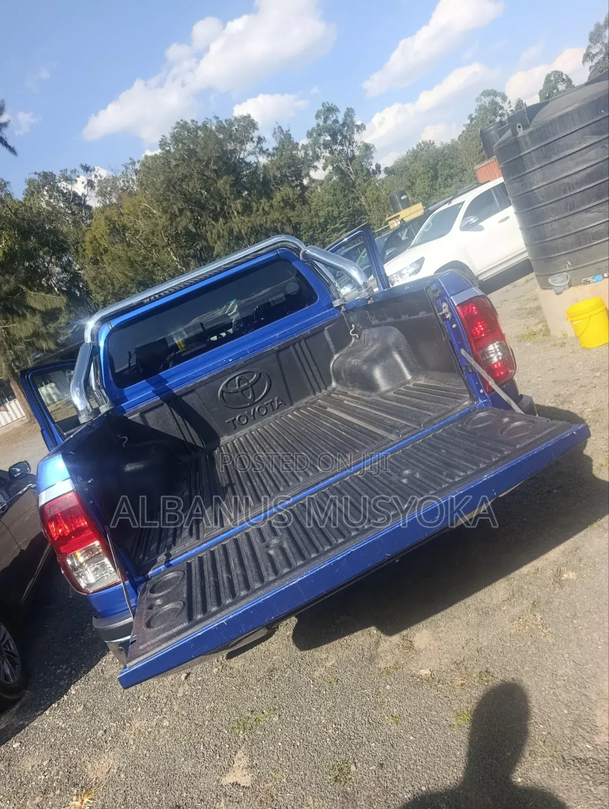 Toyota Hilux 2018 Blue