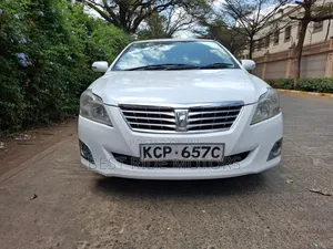 Toyota Premio 2011 White
