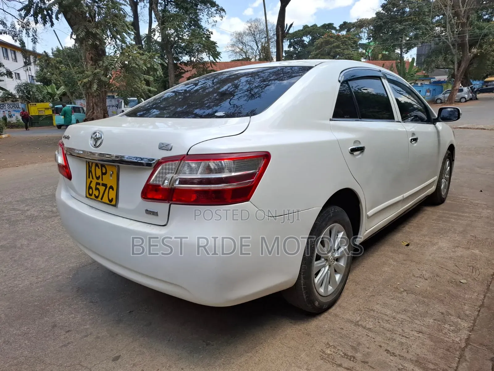 Toyota Premio 2011 White