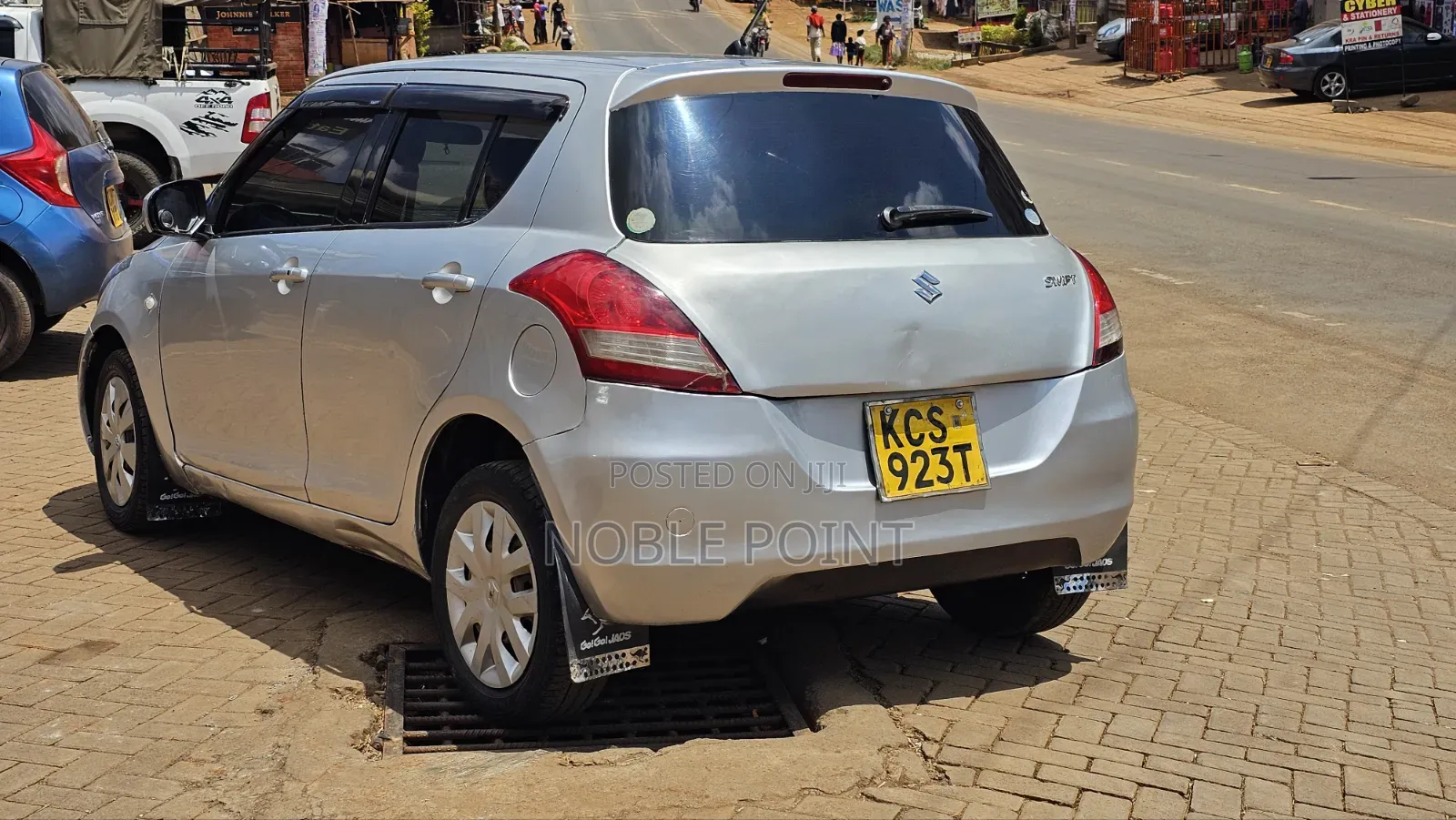 Suzuki Swift 2011 White