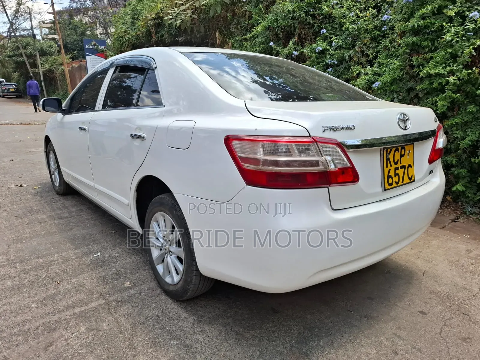 Toyota Premio 2011 White