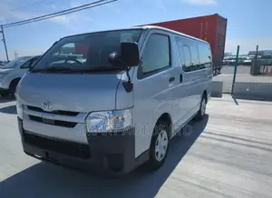 Toyota HiAce 2020