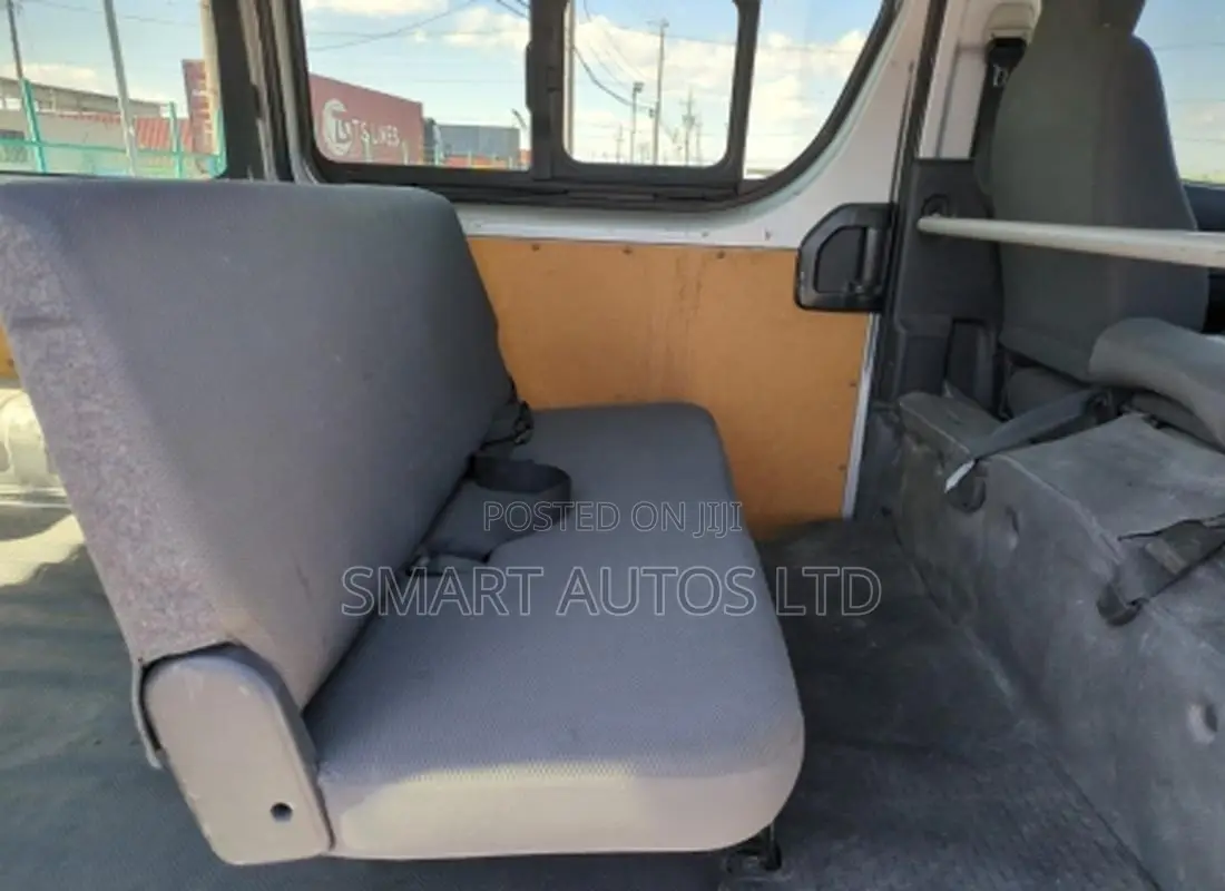 Toyota HiAce 2020
