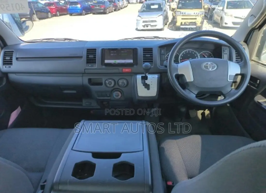 Toyota HiAce 2020