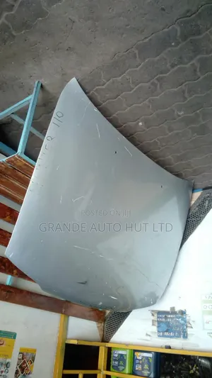 Corrola Ae 110 Bonnet