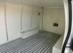 Toyota HiAce 2019 White