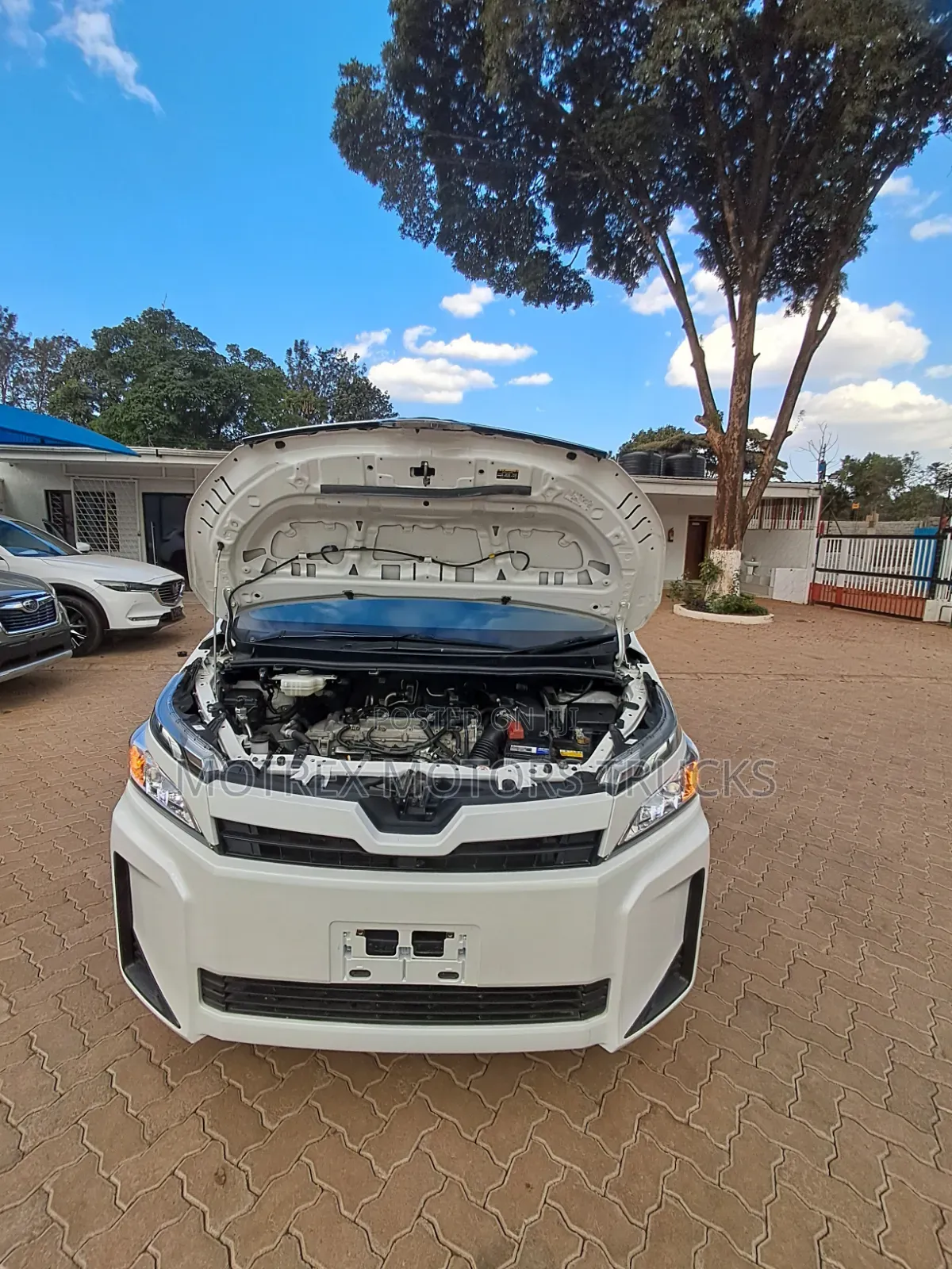 Toyota Voxy 2019 White