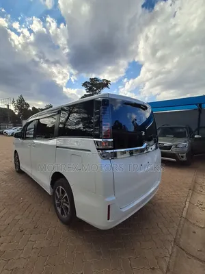 Toyota Voxy 2019 White
