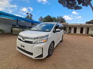 Toyota Voxy 2019 White
