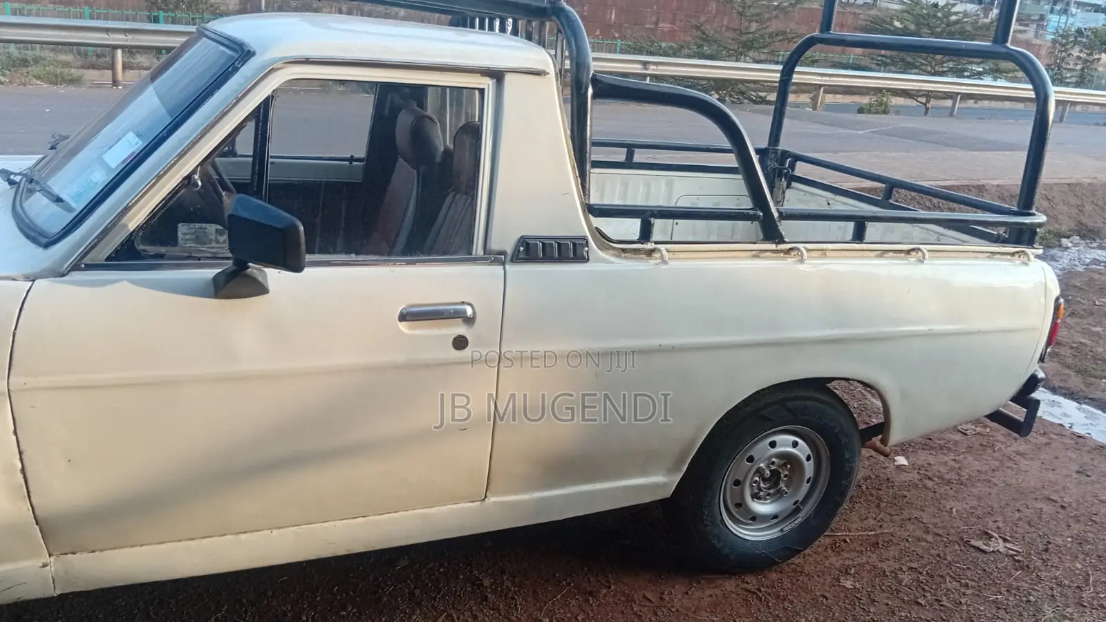 Datsun 1200 1971 Beige