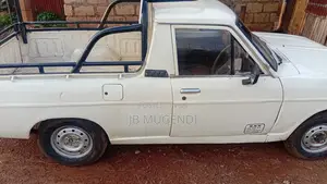 Datsun 1200 1971 Beige
