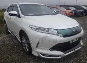 Toyota Harrier 2.0 2019