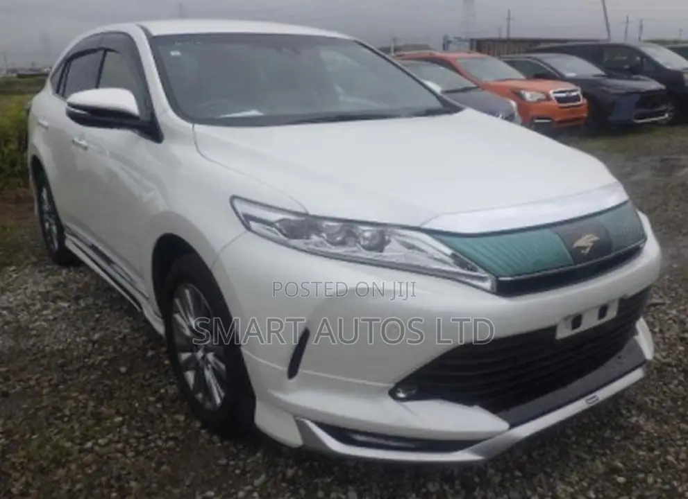 Toyota Harrier 2.0 2019