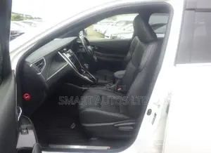 Toyota Harrier 2.0 2019
