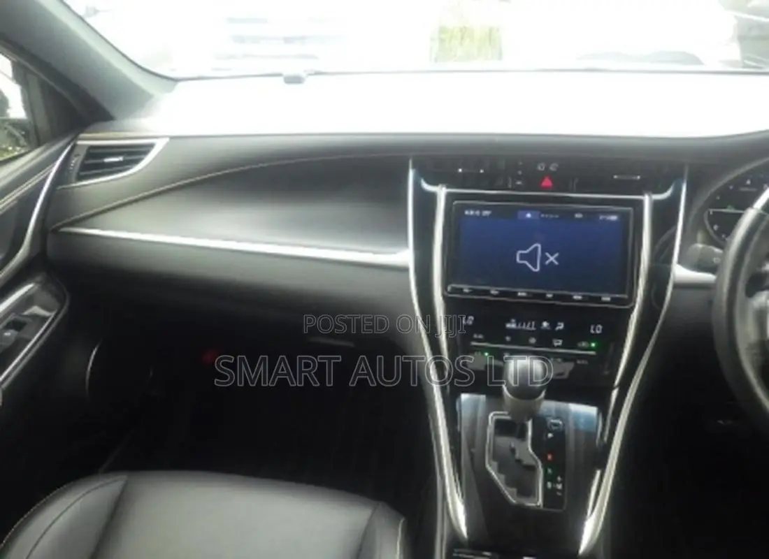 Toyota Harrier 2.0 2019