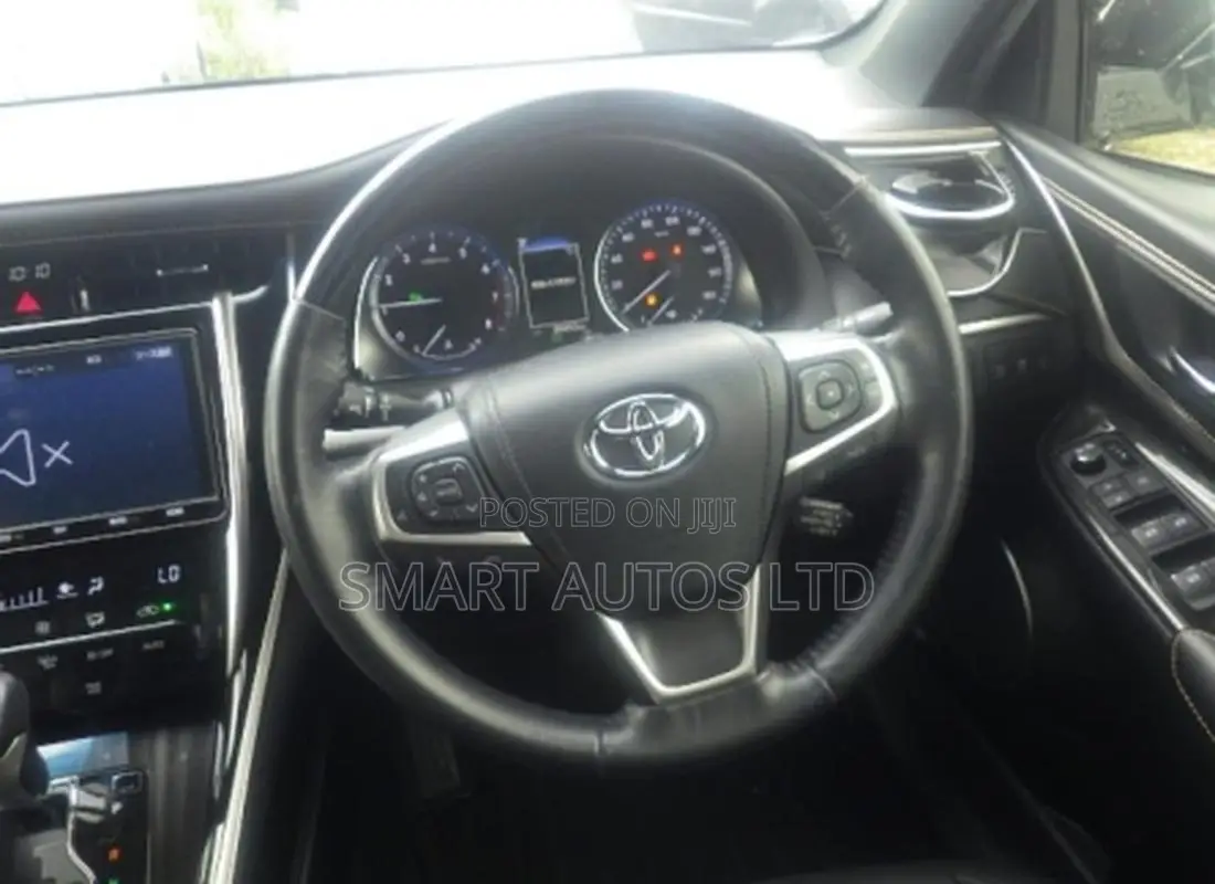 Toyota Harrier 2.0 2019